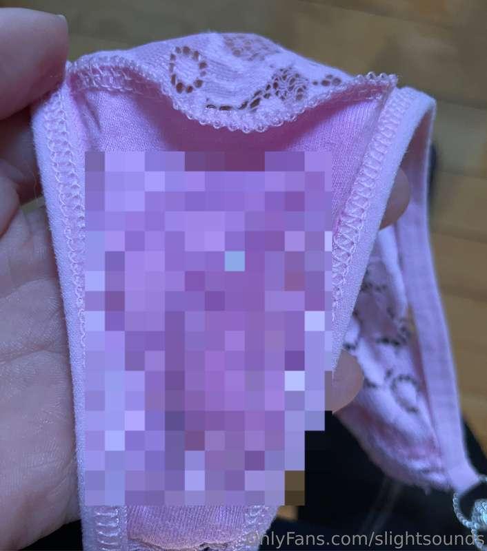 How much would you tip me to see my underwear after I filmed..