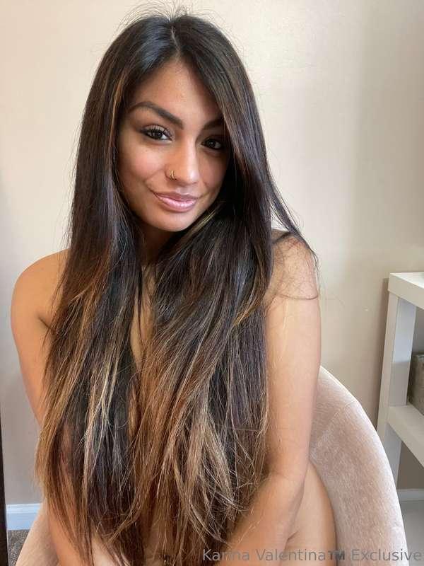 Me trying to be cute today.BJ challenge shortly!Make him cum..