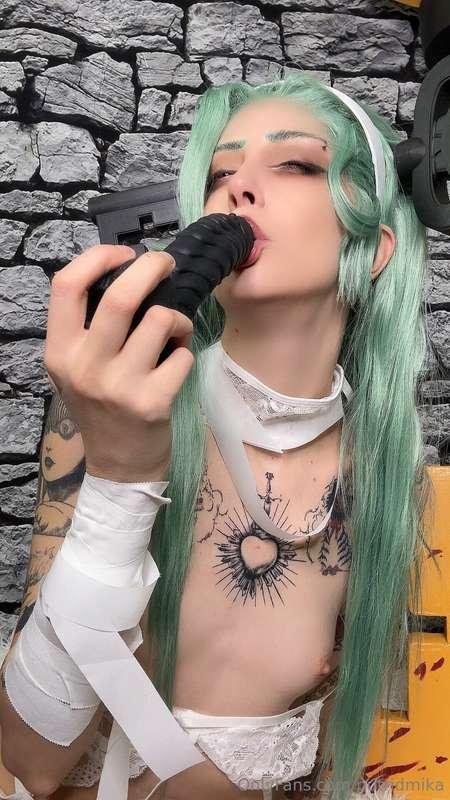 putridmika image #19