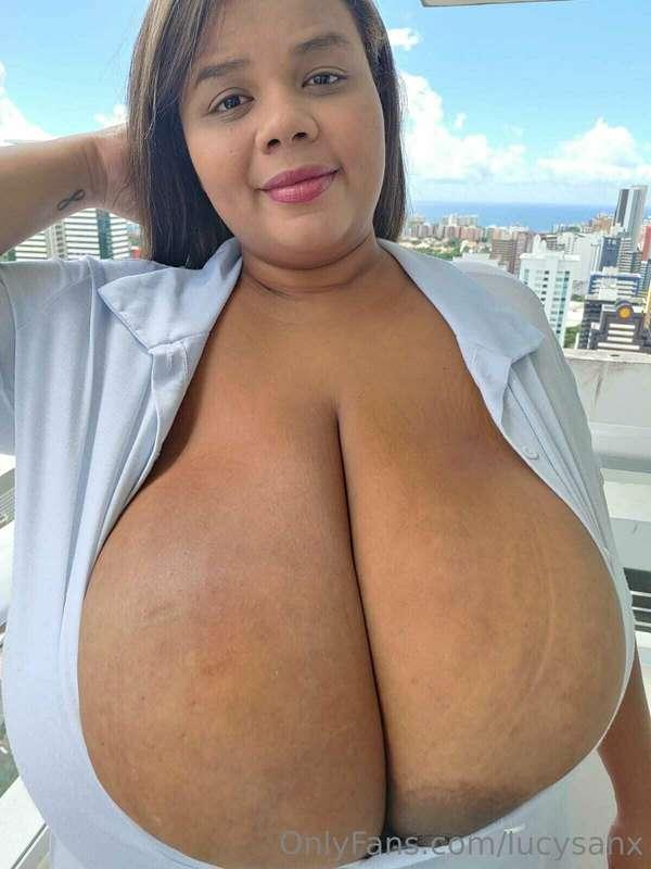 lucysanx image #3