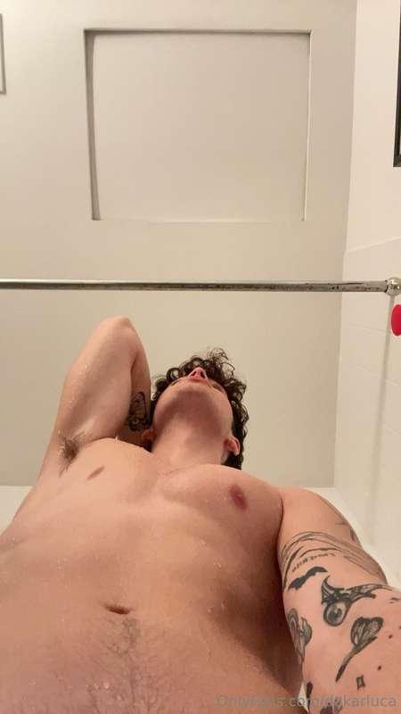 massage my thicks thighs while youre ch0king on it