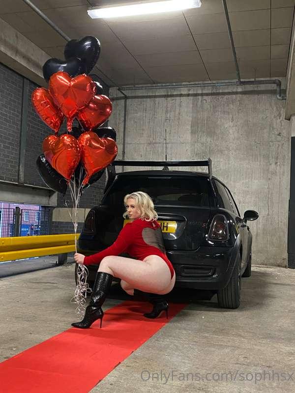 How would you react if you saw me out in public like this?😍