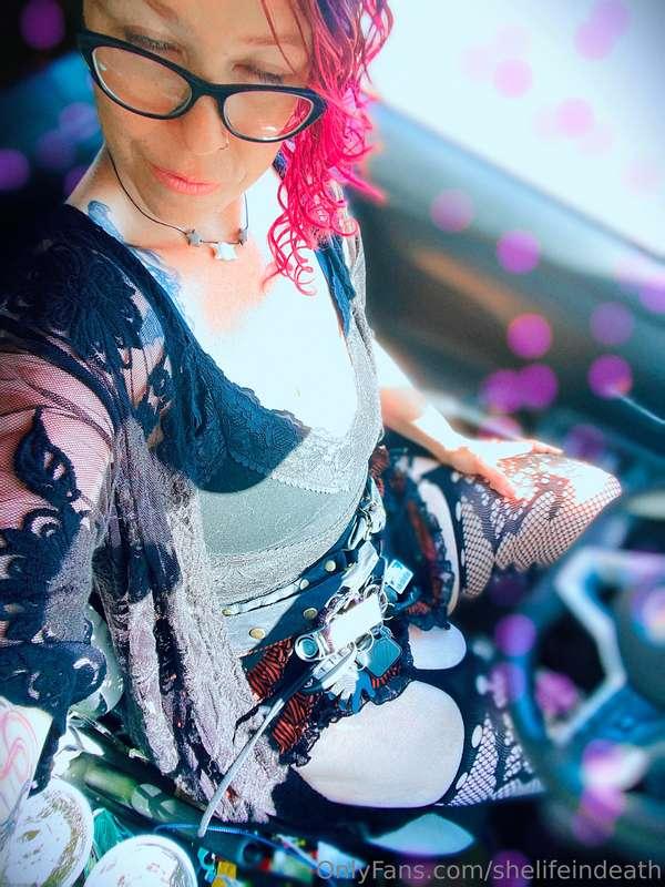 shelifeindeath image #1