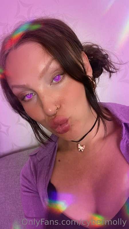 WHO IS YOUR CELEBRITY CRUSH?! Or as we say in Sweden 🇸🇪 “fre..