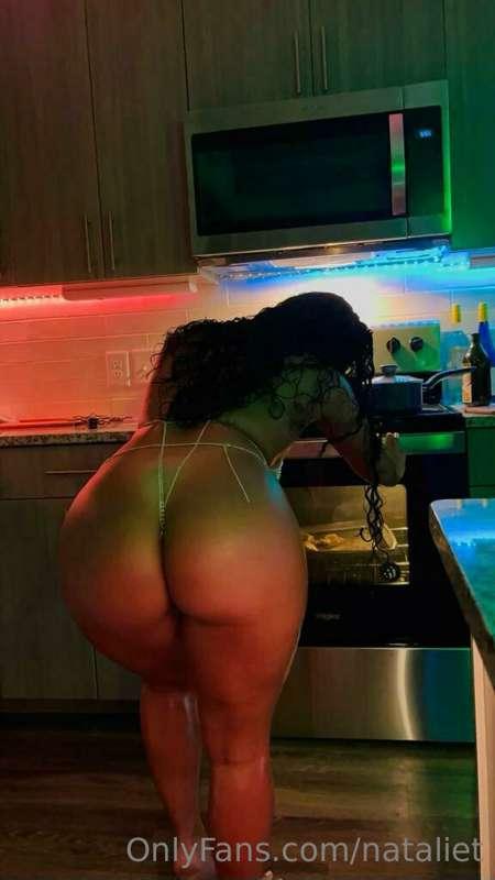 Hungry for some ass? 👅