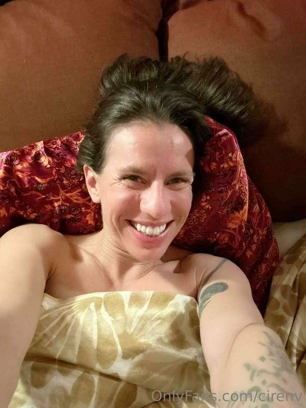 I’m already naked and in bed. Who’s slipping into my DMs for..