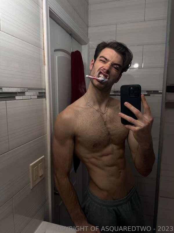 Din’t forgrt to brush your teeth🦷🪥