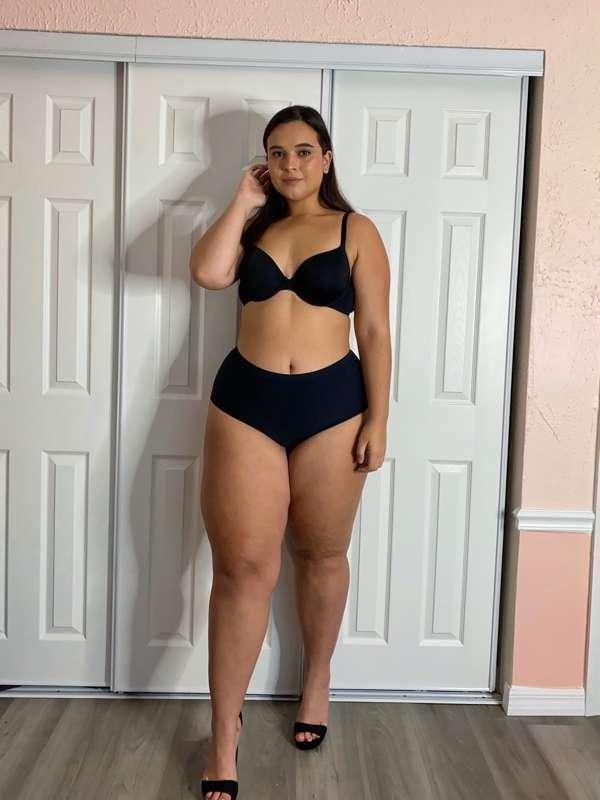 Legs for days 💖