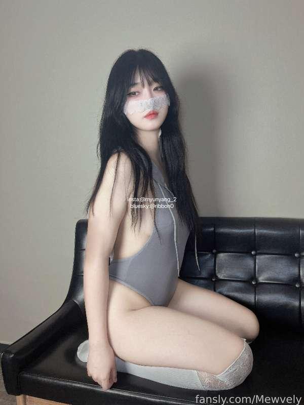 mewvely image #5