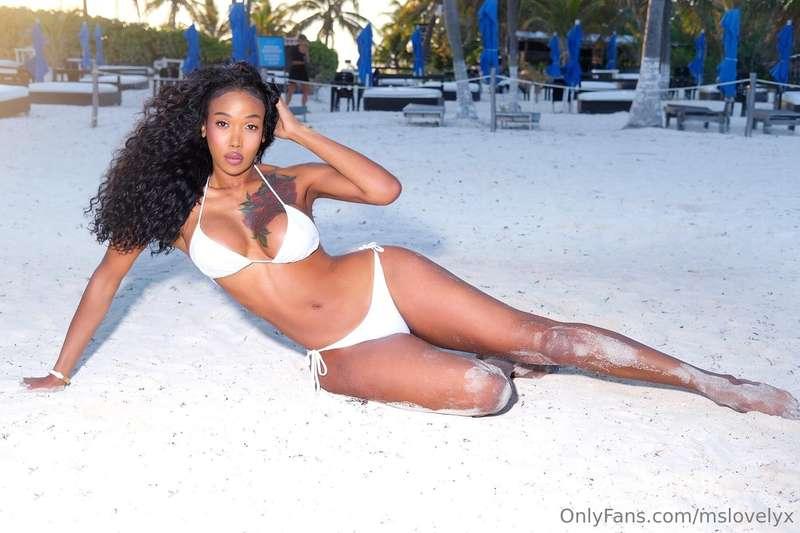 4/11/2025 Beach Photoshoot 🇲🇽💦