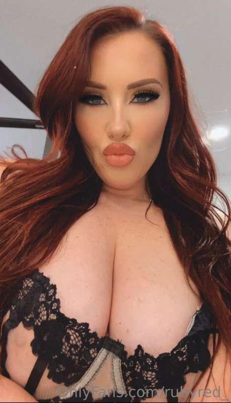kiss kiss