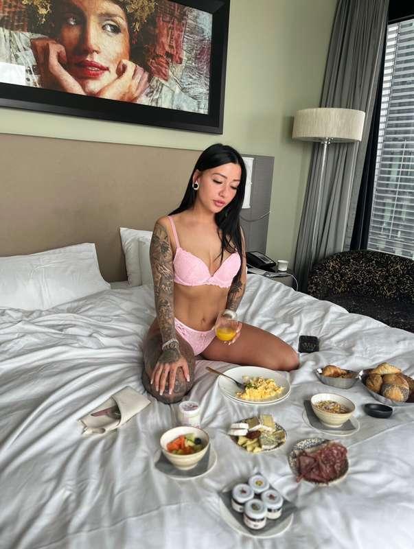 Frühstück im bett ?😏
