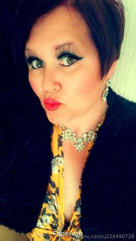 U wanna kiss 💋 me? X