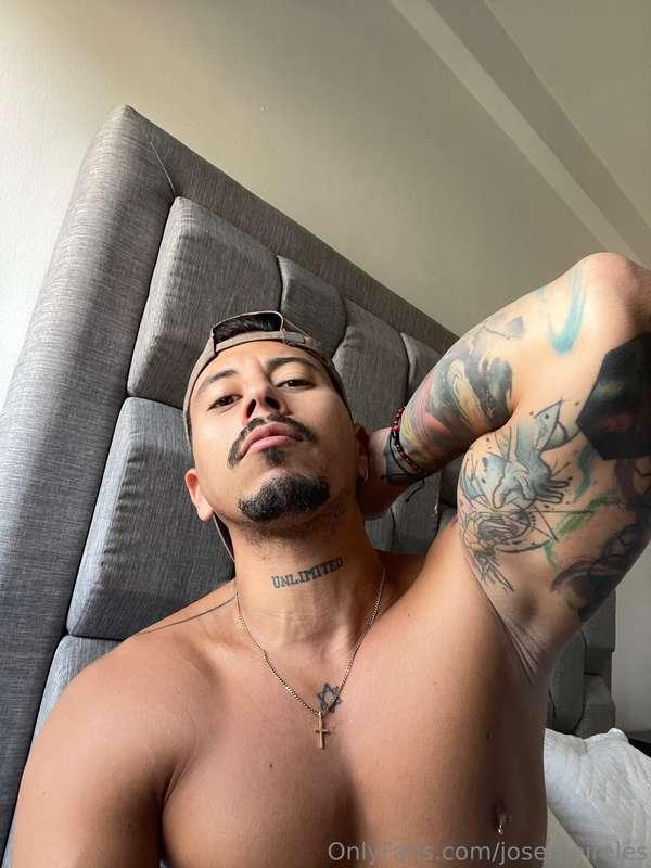 Buenos días ☀️ @josemeireles 
https://onlyfans.com/josemeire..