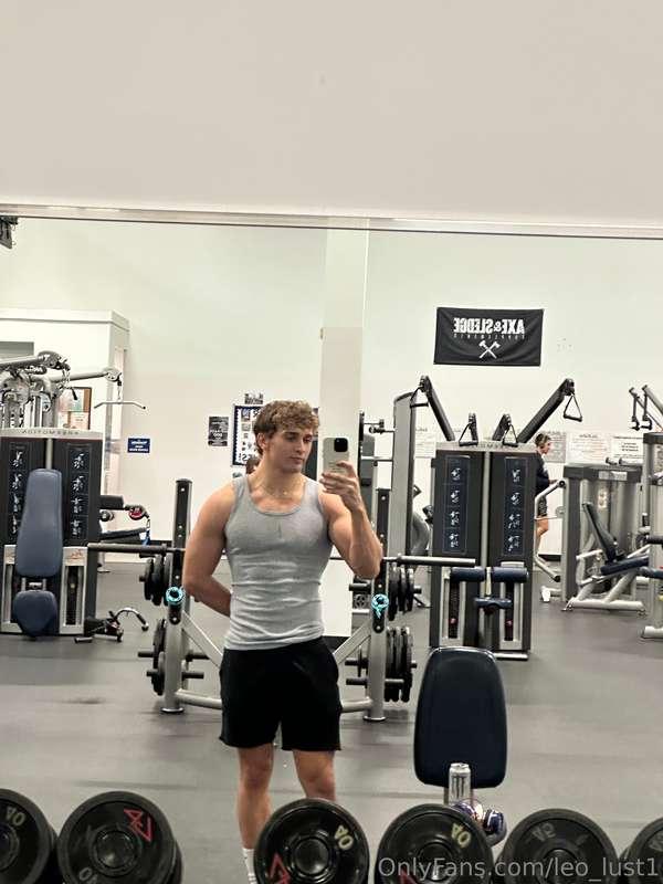 leo_lust1 image #1