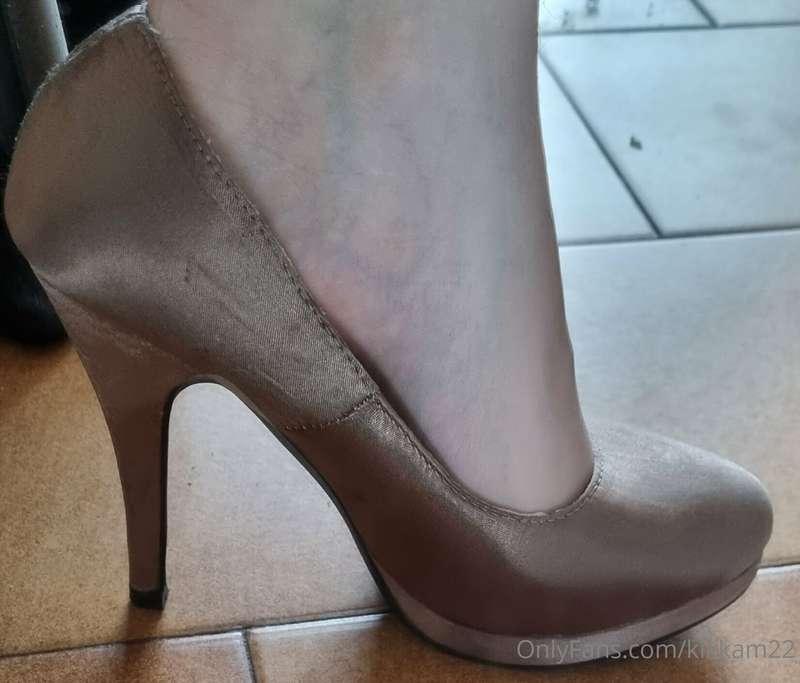 Amo le scarpe con il tacco 👠 ❤️. Chi come me?