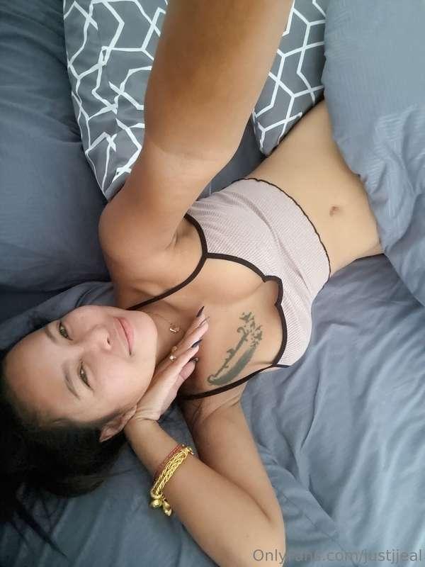 Do you wanna play with me? 🍆👅