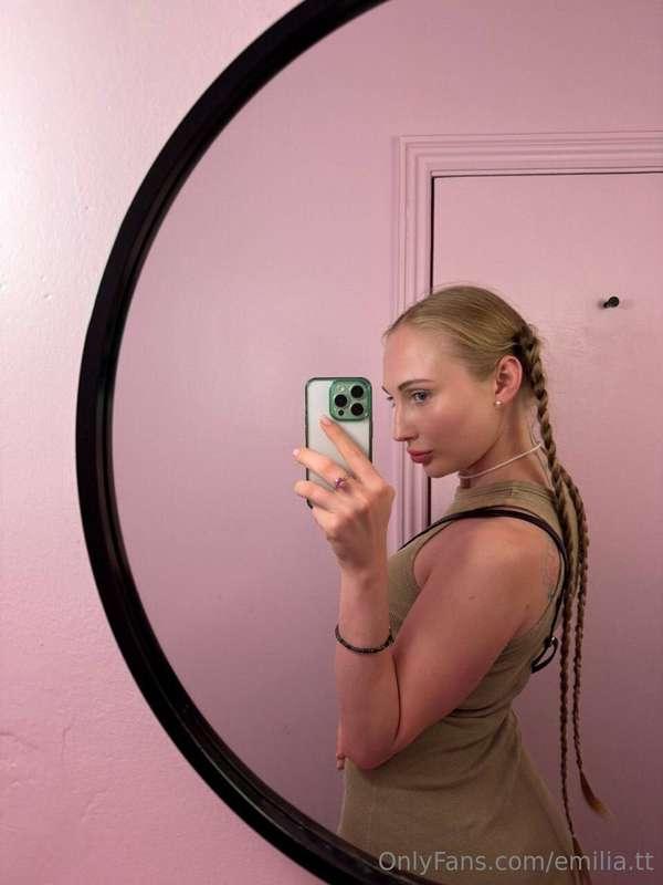 Mirror moments 💫Not just a reflection — a reminder: every cu..