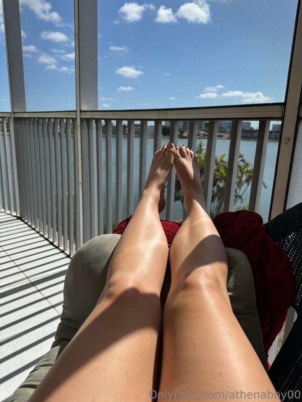 Come kiss them in the sunshine? ☀️