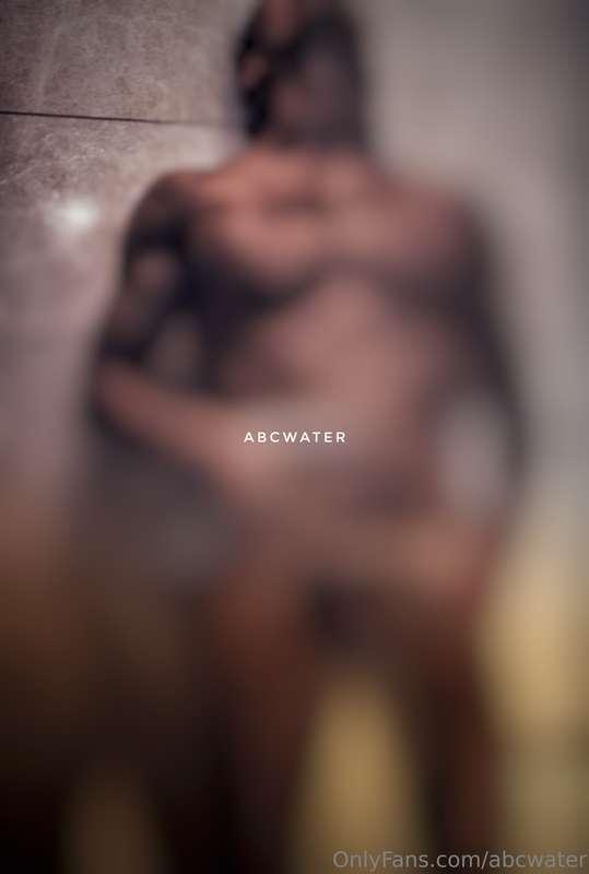 Scenery in the pool shower room (Tip $3 to get hi-res in DM)..