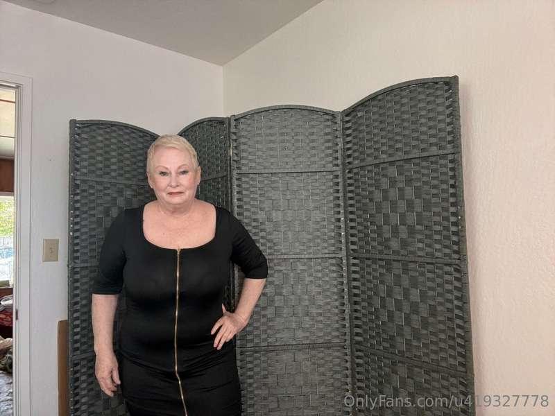 hey daddy, you like what you see?