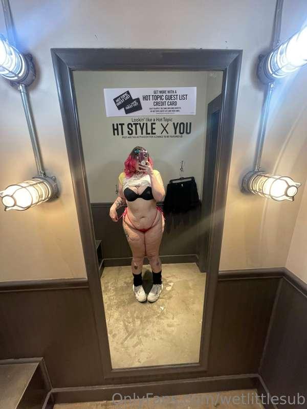 wetlittlesub image #5