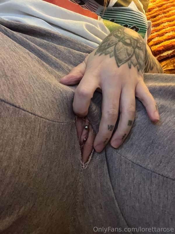 a very conveniently placed hole 😏
