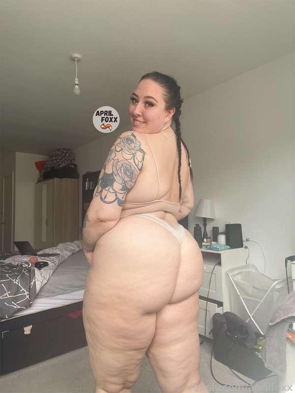aprilfoxx image #0