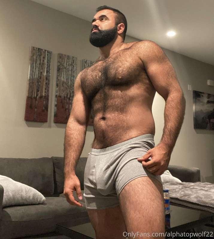 I’m not a dick...I just supply it 😈

SWIPE for the reveal 😏
