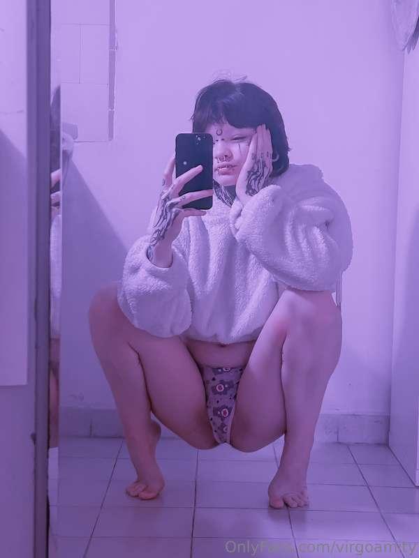 I didn’t remember I could squat like this >o<Look at the pre..
