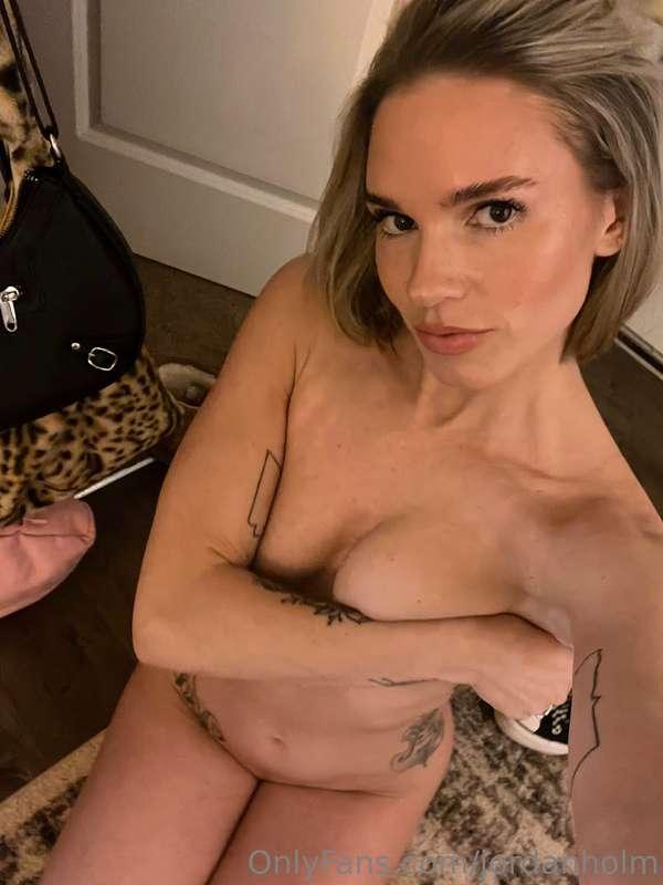 Have you checked the b/g? 😈