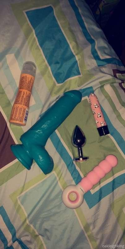 Late night fuck sesh for myself 😍 who wants to see more ?