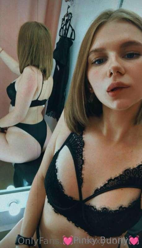 🥵 @sexydolllinn 🥵
I'm naughty girl who wants to do dirty thi..