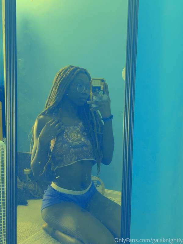Touch me, tease me 🍬