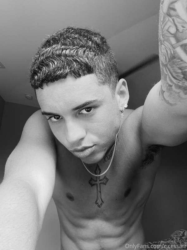 welcome to my onlyfans! 😁 i am so excited to be starting it ..