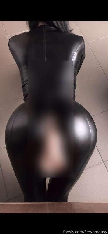 freyamousy image #0