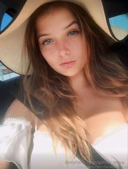 ⚡️@hanna_zen NOW WET⚡️
Oh my god @hanna_zen wants you... I h..