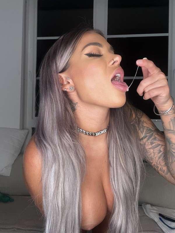 Swipe for 🍆