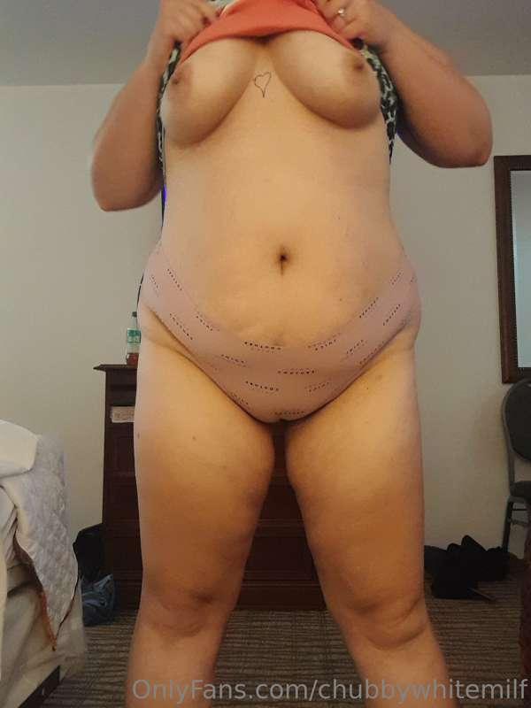 chubbywhitemilf main image
