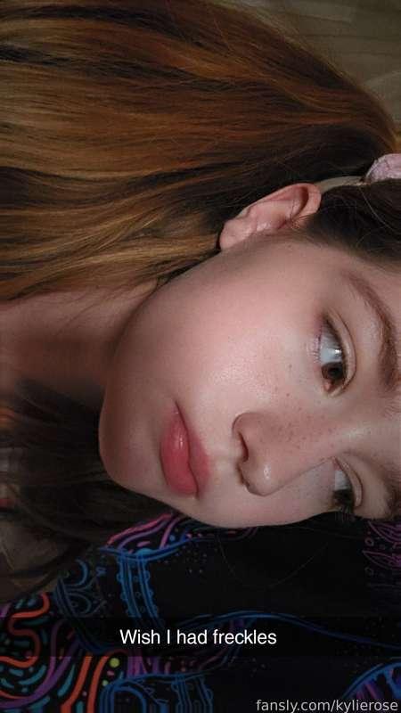 kylierose image #5