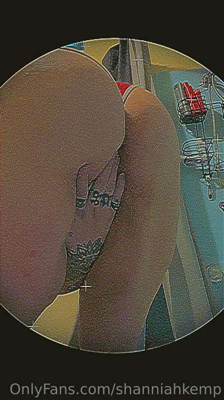 Who wants to pay to play? Can send videos, might be able to ..