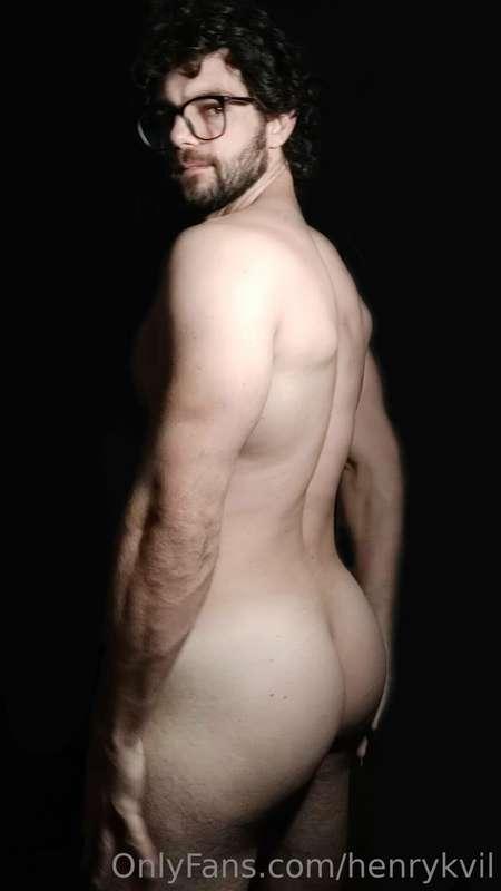 henrykvil image #10