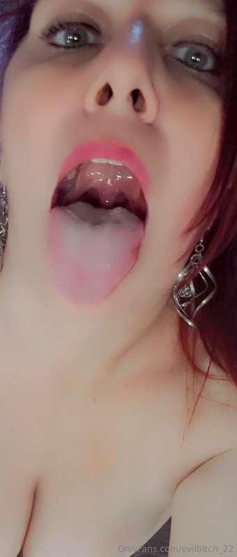 Guess what I'm waiting for? 💦💦💦