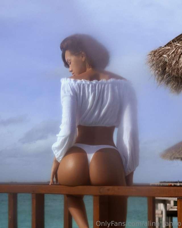 Join to watch my hot photo and video content 👉🏼 @lando_alina..