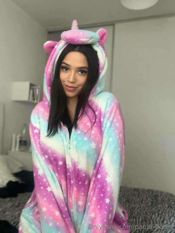 I also have cute and soft pajamas in my wardrobe 🦄😅 Do you l..