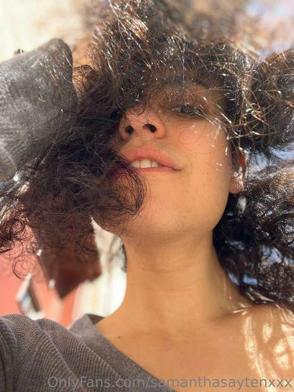It was a sunny day so I invited my boyfriend to fuck me. He ..