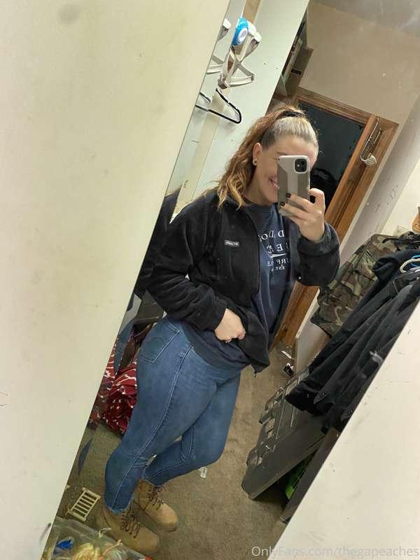Looking like a outdoorsy mom with this fall weather 😛