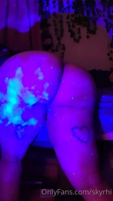 Forgot about this cool set of photos I did 😳.

Friday's vide..