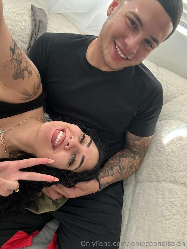 Oh hiiiii ❤️‍🔥 We're planning on doing some netflix and chil..