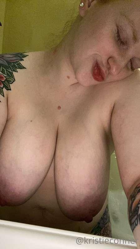 Shower nudez 💕😉💦💦